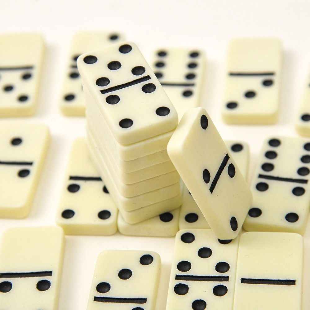 Set di Domino Doppio Sei da 28 - Board Game For 2 People recensione e prezzo