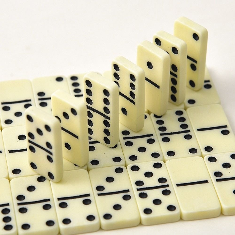 Set di Domino Doppio Sei da 28 - Board Game For 2 People recensione e prezzo